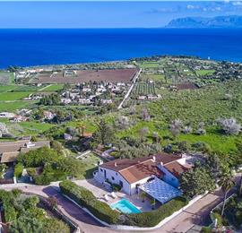 3 bedroom villa with pool and sea views near Scopello, sleeps 6